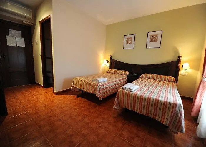 Hotell Montearoma Valverde del Camino