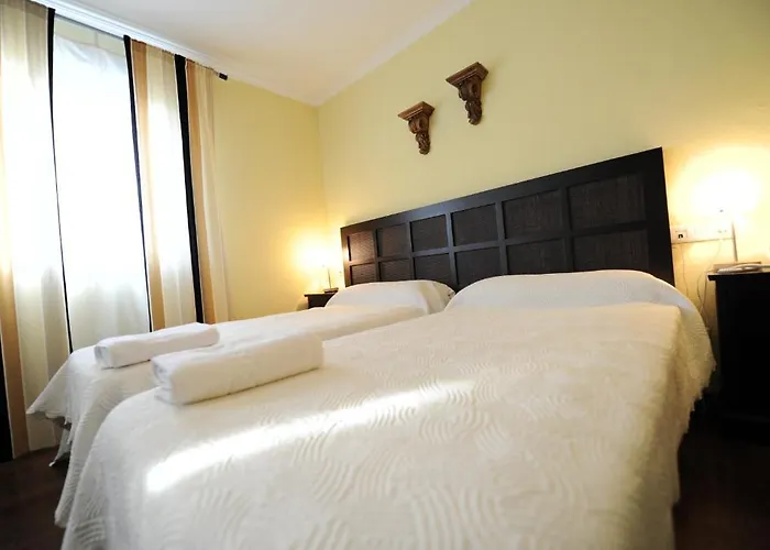 Hotell Montearoma Valverde del Camino